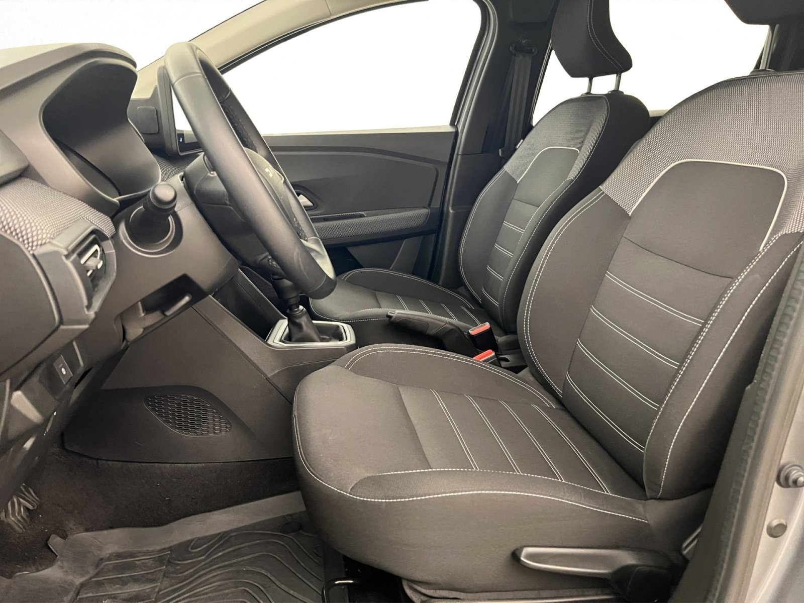 DACIA Jogger 1.0 TCe Expression 5-Plätzer, Essence, Occasion / Utilisé, Manuelle - 5