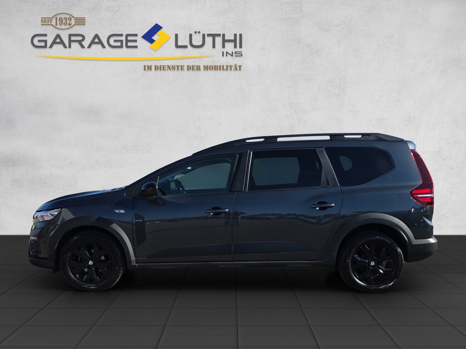DACIA Jogger 1.0 TCe Extreme, Petrol, Second hand / Used, Manual - 3