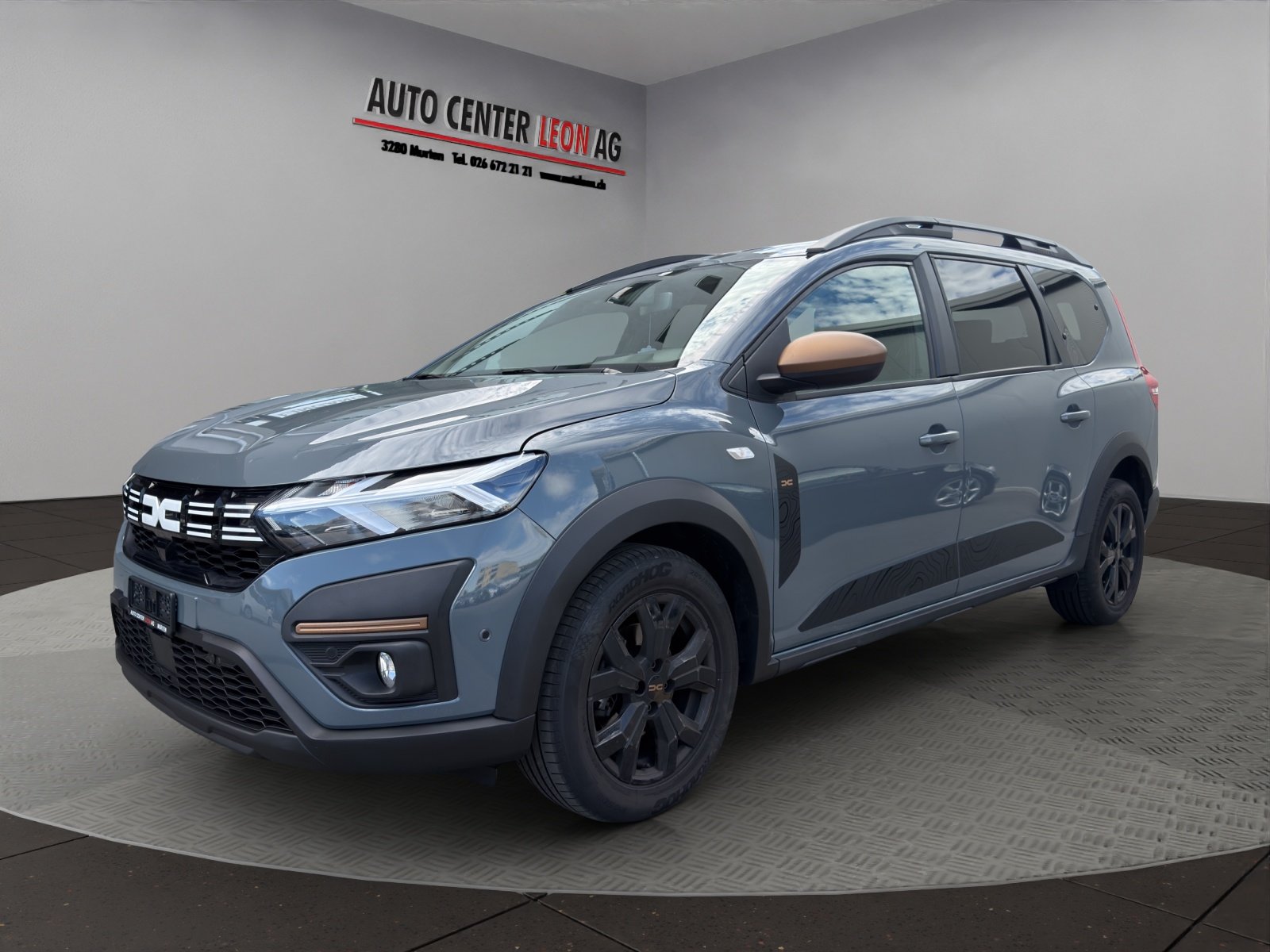 DACIA Jogger TCe 110 Extreme, Benzin, Occasion / Gebraucht, Handschaltung - 2