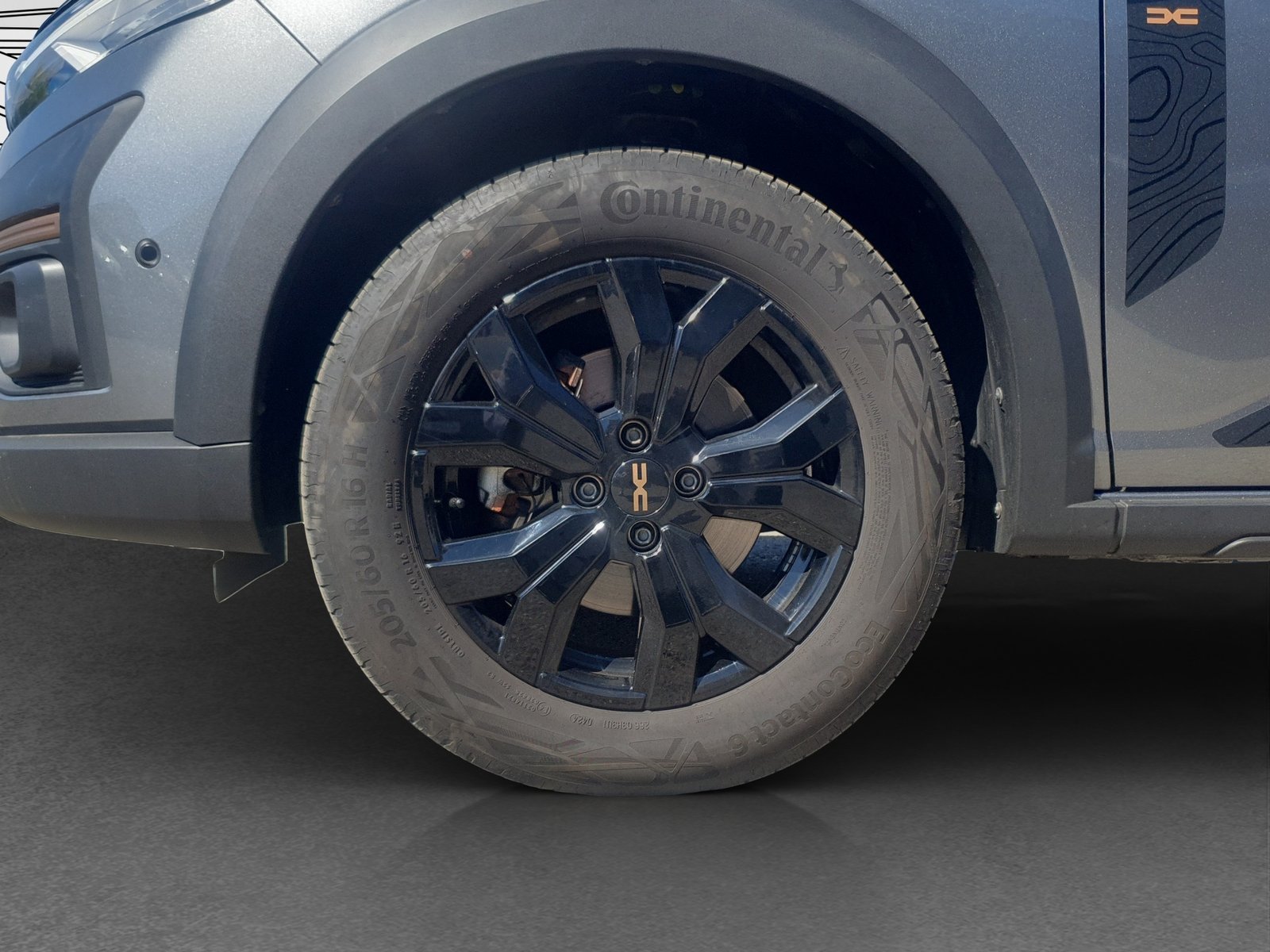 DACIA Jogger 1.6 Hybrid Extreme 7 places, Voll-Hybrid Benzin/Elektro, Occasion / Gebraucht, Automatik - 6