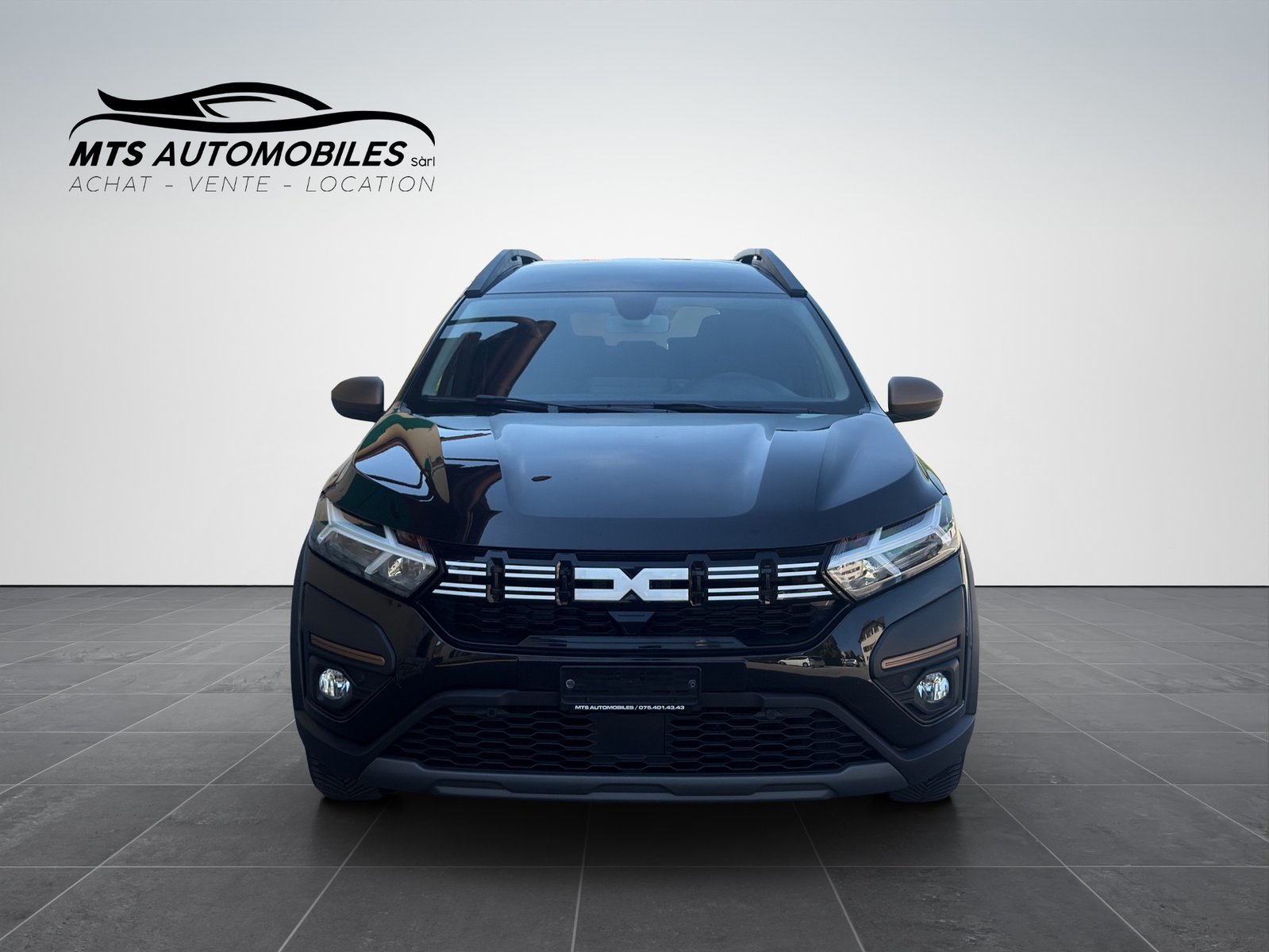 DACIA Jogger HEV 140 Extreme + 7 places, Voll-Hybrid Benzin/Elektro, Occasion / Gebraucht - 2