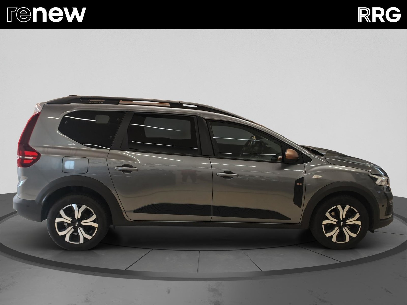 DACIA Jogger TCe 110 Extreme, Benzin, Occasion / Gebraucht, Handschaltung - 2