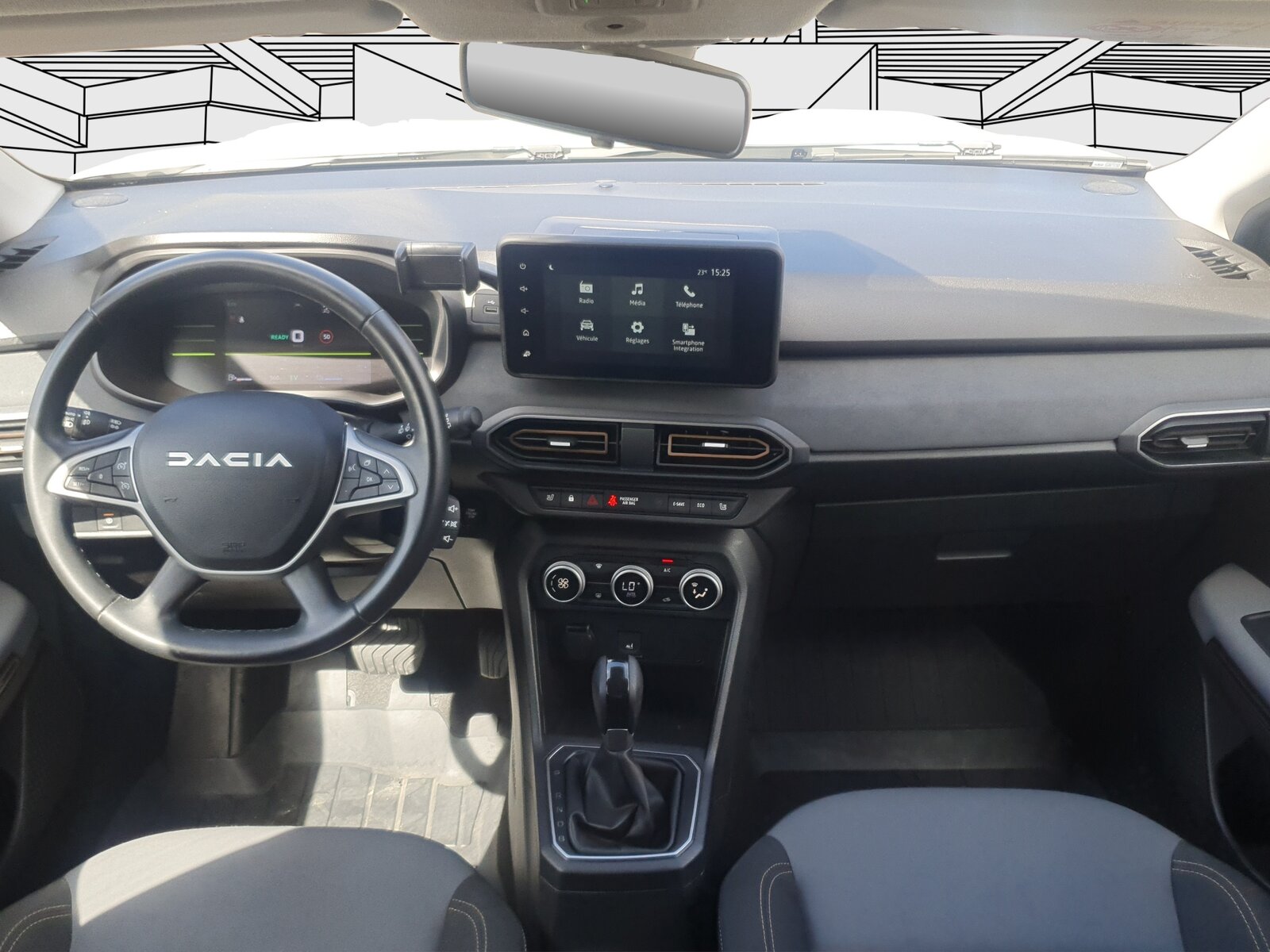 DACIA Jogger 1.6 Hybrid Extreme Auto. 7P Crochet, Hybride Intégral Essence/Électricité, Occasion / Utilisé, Automatique - 7