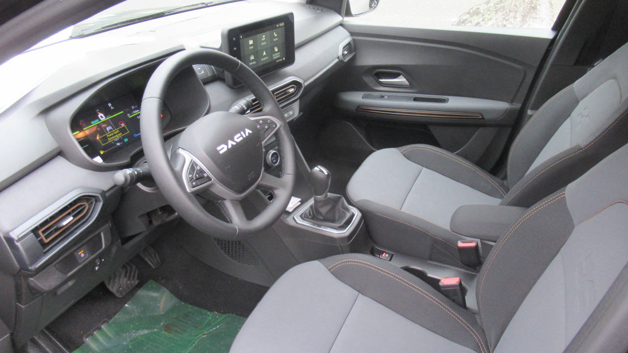 DACIA Jogger 1.6 Hybrid Extreme, Hybride Intégral Essence/Électricité, Voiture de démonstration, Automatique - 6