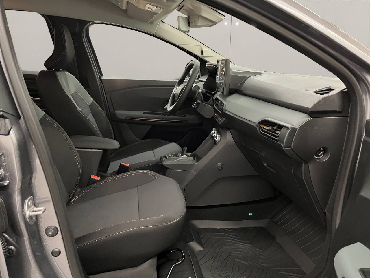 DACIA Jogger 1.8 Hybrid Extreme, Voll-Hybrid Benzin/Elektro, Vorführwagen, Automatik - 6