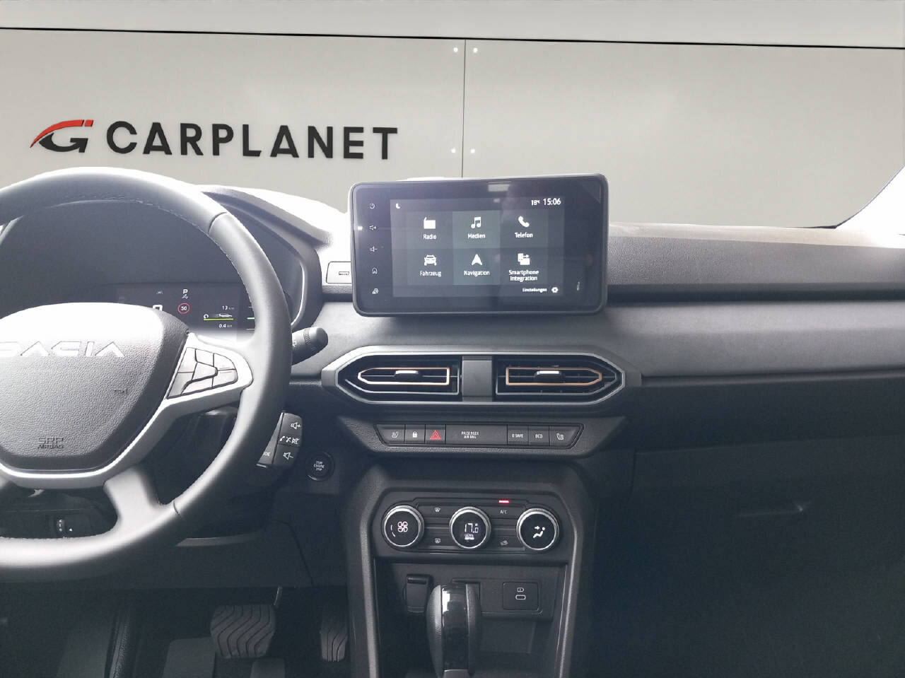 DACIA Jogger 1.6 Hybrid Extreme+ 7P, Full-Hybrid Petrol/Electric, Ex-demonstrator, Automatic - 5
