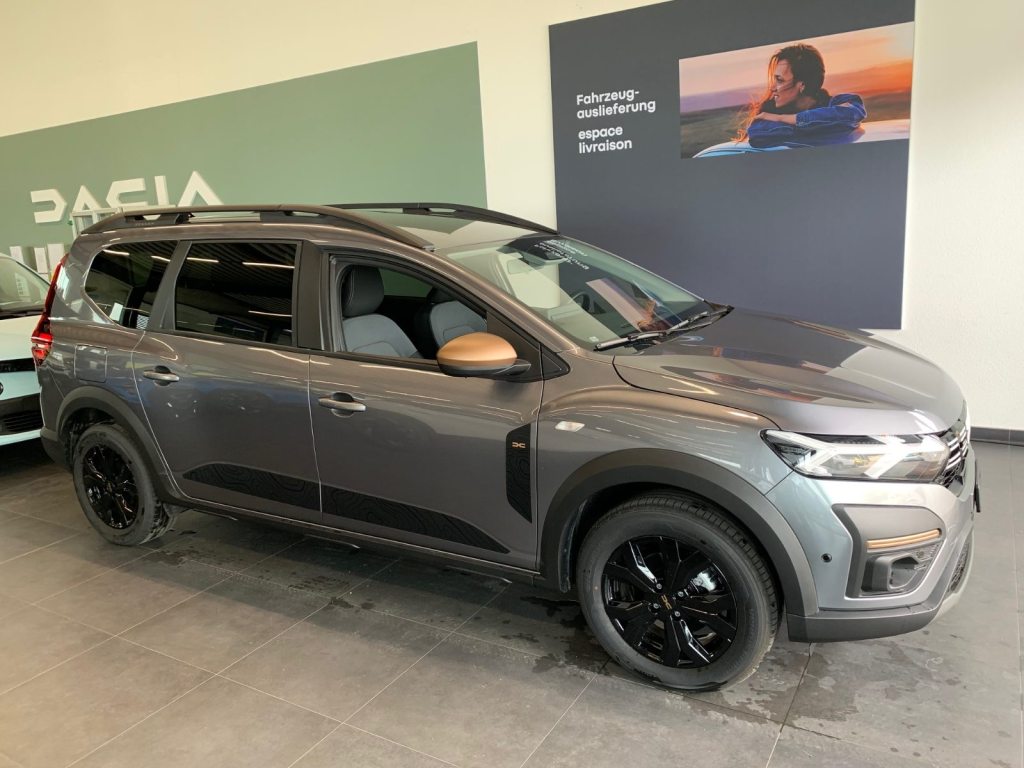 DACIA JOGGER 1.6 Hybrid Extreme, Hybride Integrale Benzina/Elettrica, Auto dimostrativa, Automatico - 2
