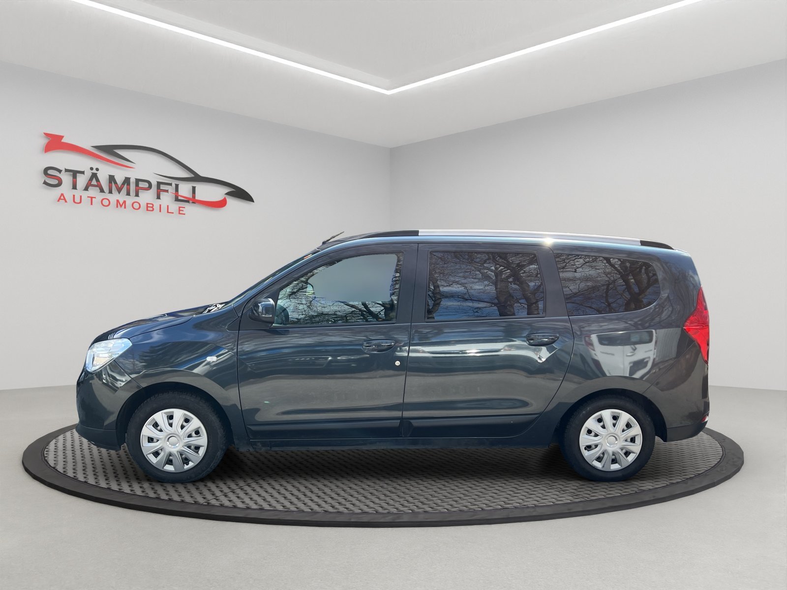 DACIA Lodgy 1.2 Turbo Supreme, Petrol, Second hand / Used, Manual - 2
