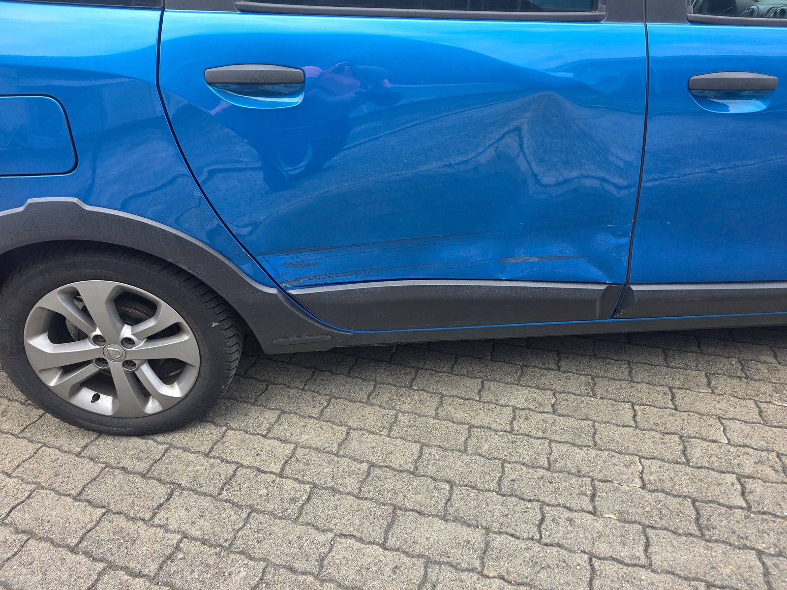 DACIA Lodgy 1.5dCi Stepway 7PL, Diesel, Occasion / Gebraucht, Handschaltung - 6