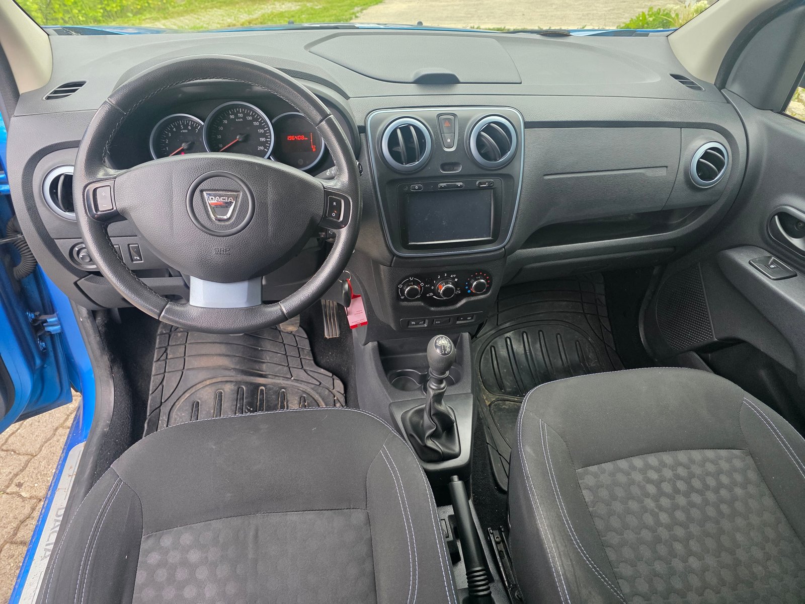 DACIA Lodgy 1.5dCi Stepway 7PL, Diesel, Occasion / Gebraucht, Handschaltung - 7