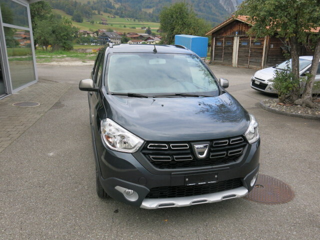 DACIA Lodgy 1.2 TCe Stepw. Unlimit. S/S 7P, Petrol, Second hand / Used, Manual - 2