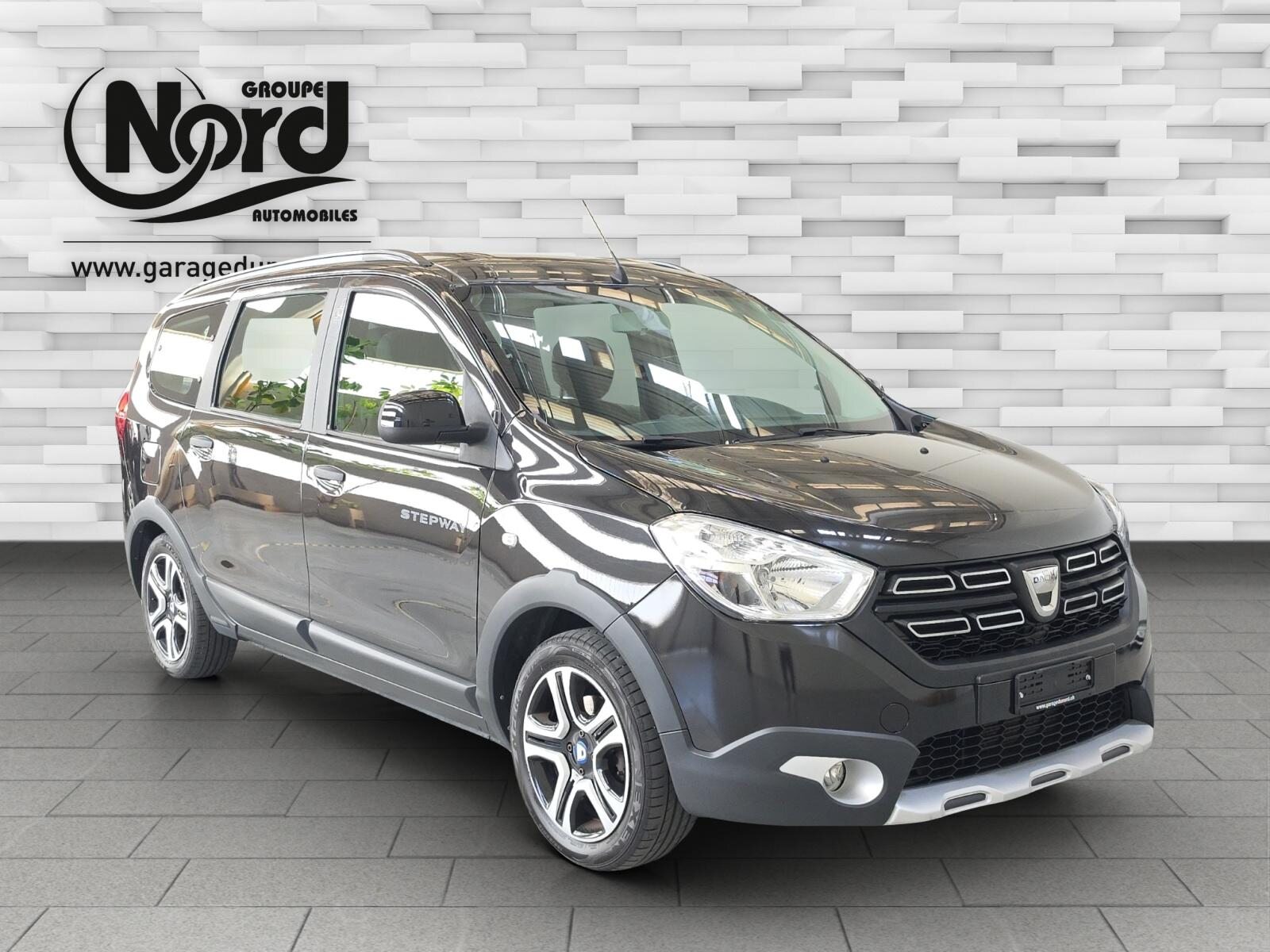 DACIA Lodgy 1.3 TCe Celebration S/S 7P, Benzin, Occasion / Gebraucht, Handschaltung - 4