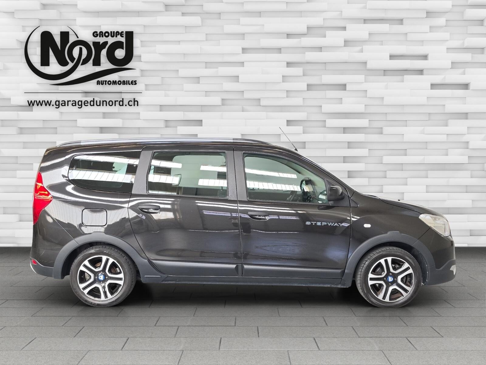 DACIA Lodgy 1.3 TCe Celebration S/S 7P, Benzin, Occasion / Gebraucht, Handschaltung - 6