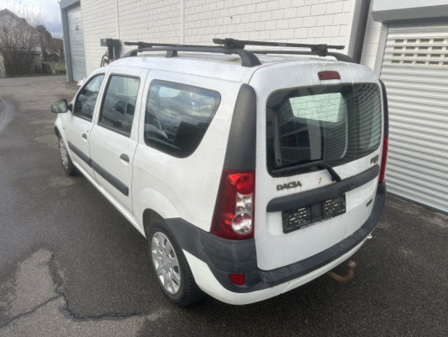 DACIA Logan 1.6 Ambiance, Petrol, Second hand / Used, Manual - 5