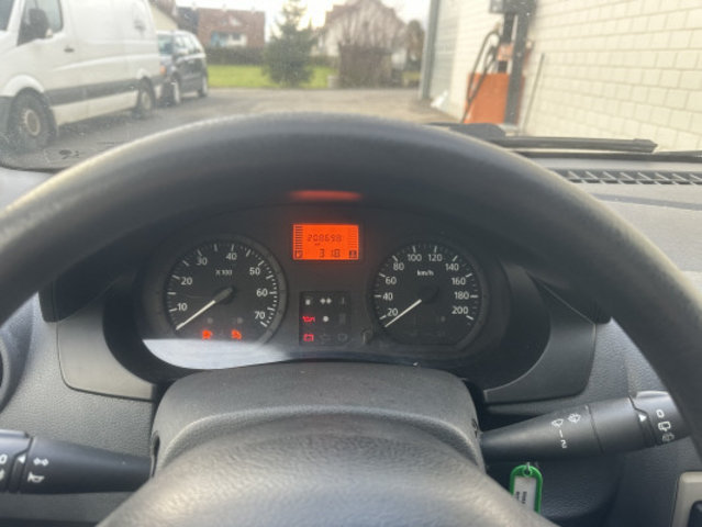 DACIA Logan 1.6 Ambiance, Petrol, Second hand / Used, Manual - 7