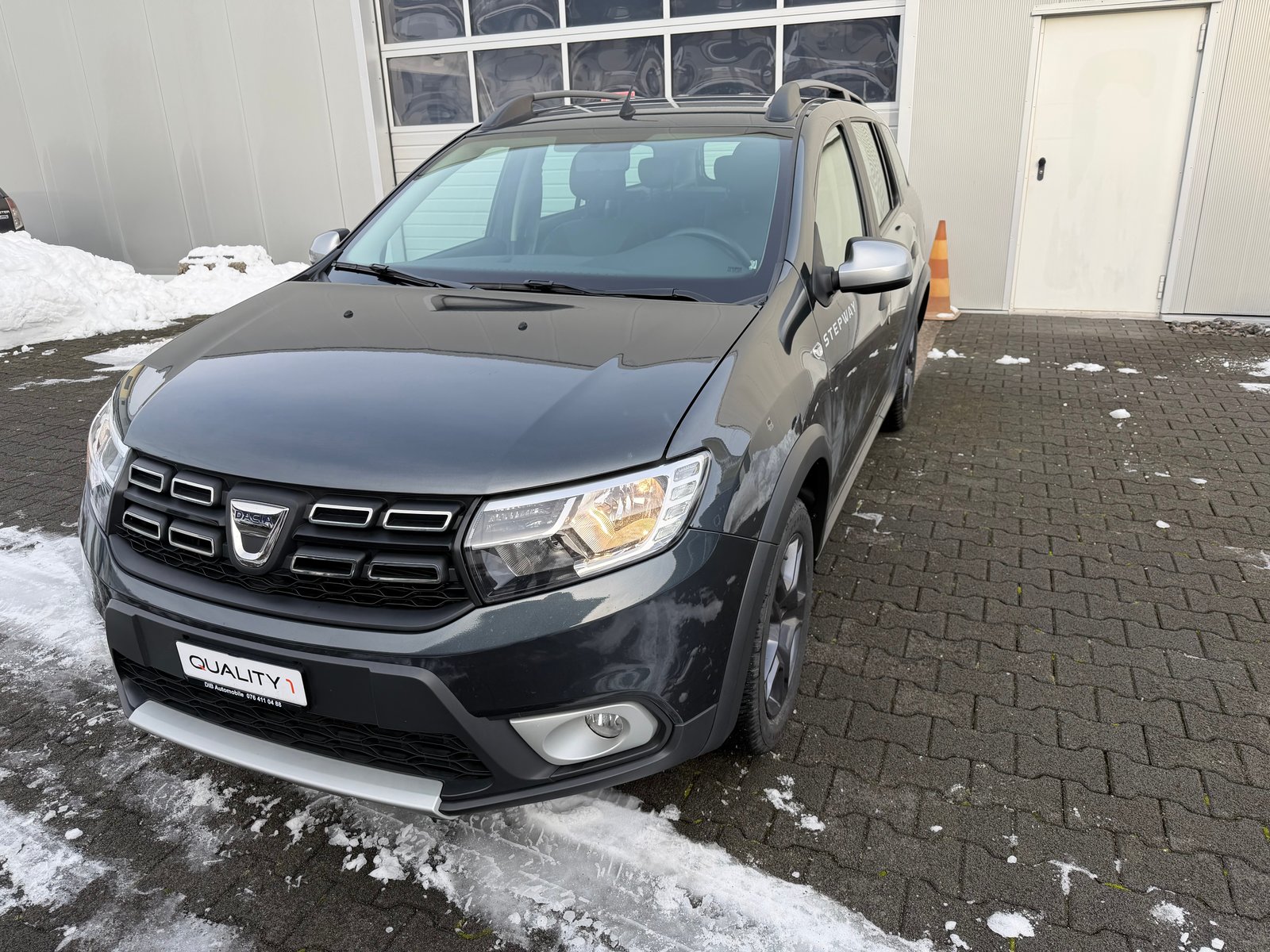 DACIA Logan MCV 0.9 Stepway Unlimited Automatic, Benzina, Occasioni / Usate, Automatico - 3