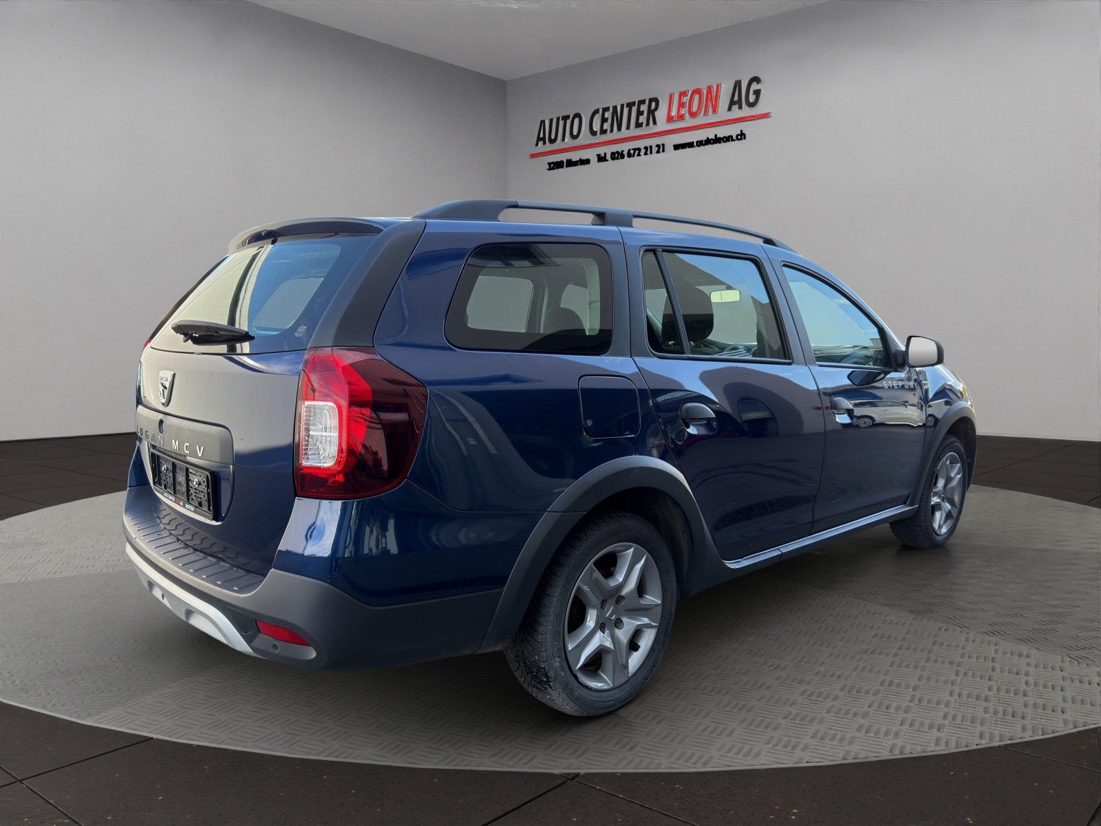 DACIA Logan MCV 0.9 Stepway, Petrol, Second hand / Used, Manual - 6