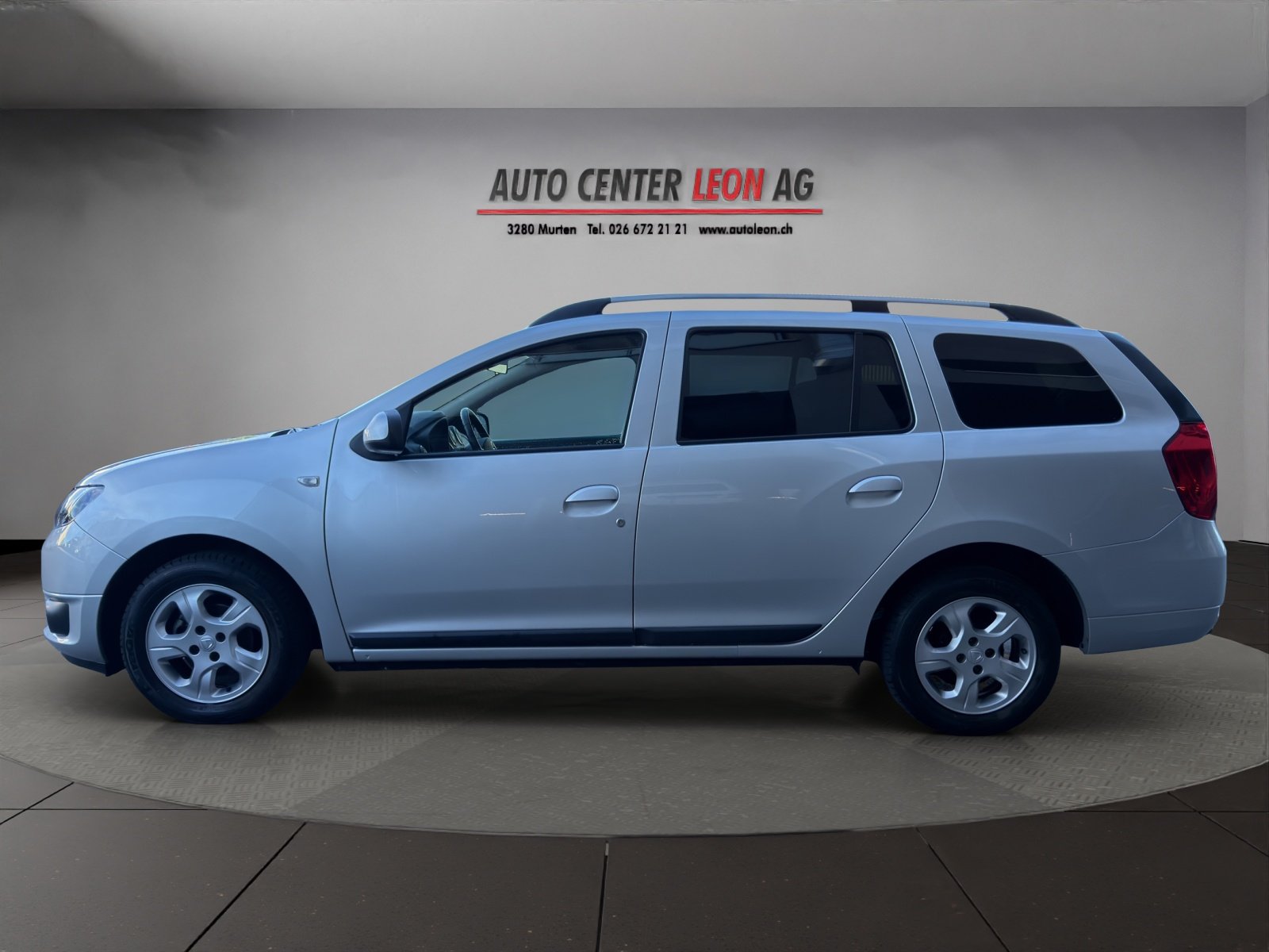 DACIA Logan MCV 0.9 Ambiance Automatic, Benzin, Occasion / Gebraucht, Automatik - 3