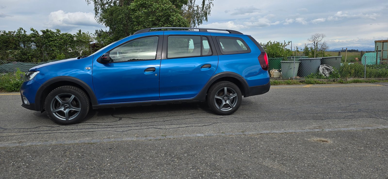 DACIA Logan MCV 0.9 Stepway Automatic, Benzin, Occasion / Gebraucht, Automatik - 4