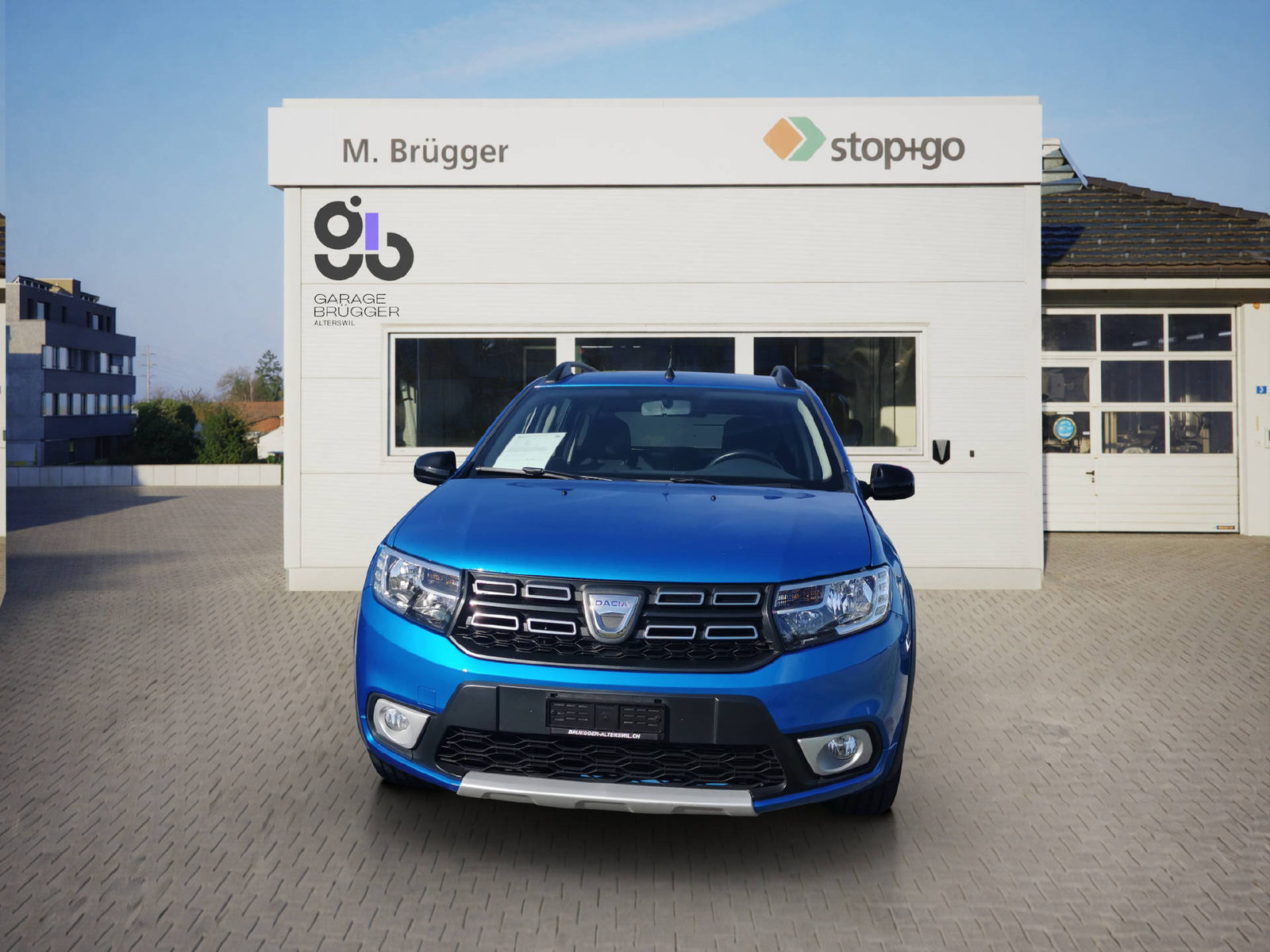 DACIA Logan MCV 1.0 TCe Stepway, Petrol, Second hand / Used, Manual - 2