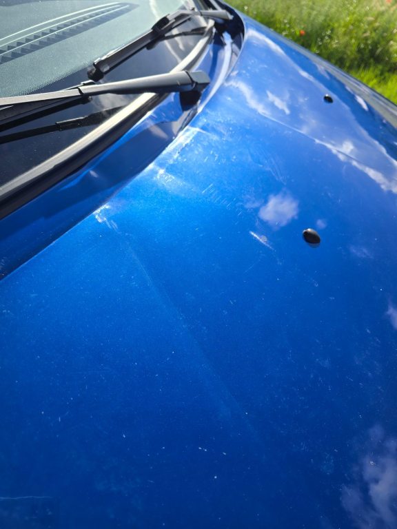 DACIA LOGAN 1.6 16V Lauréate 7P, Benzin, Occasion / Gebraucht, Handschaltung - 7