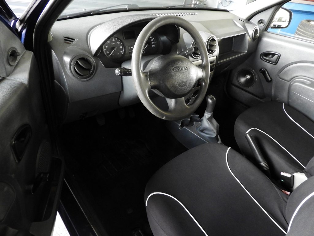 DACIA LOGAN 1.6, Essence, Occasion / Utilisé, Manuelle - 7