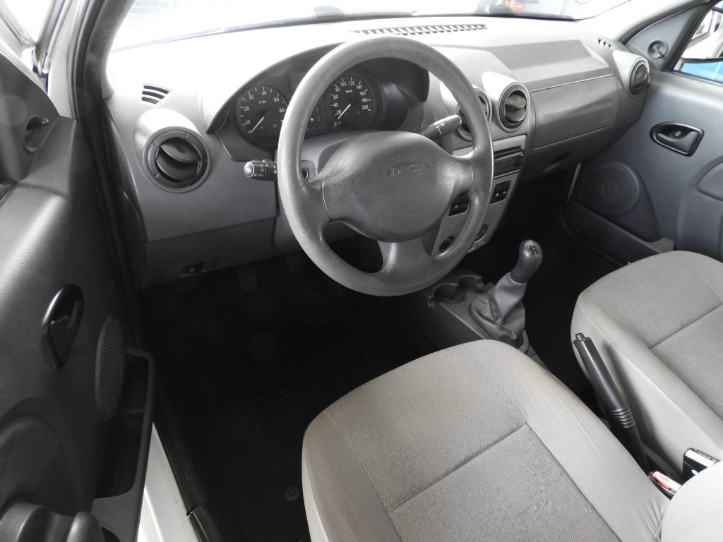 DACIA LOGAN 1.6, Benzin, Occasion / Gebraucht, Handschaltung - 7