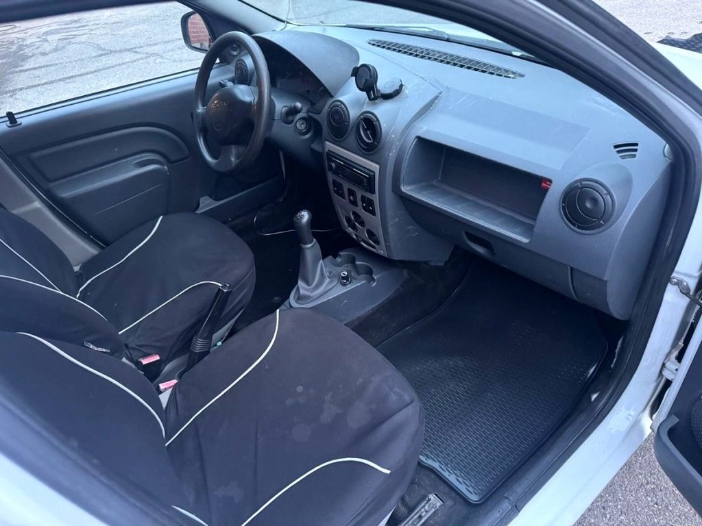 DACIA LOGAN 1.6, Petrol, Second hand / Used, Manual - 6