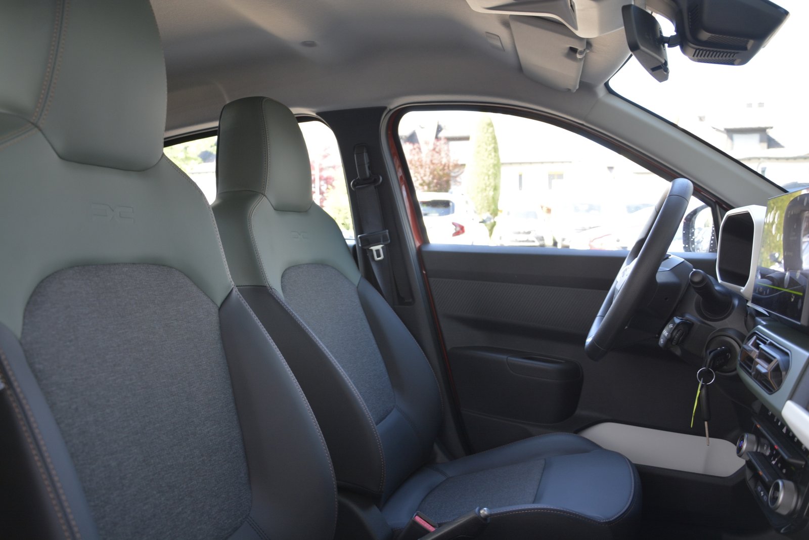 DACIA NEUER SPRING, Électrique, Voiture nouvelle, Automatique - 6