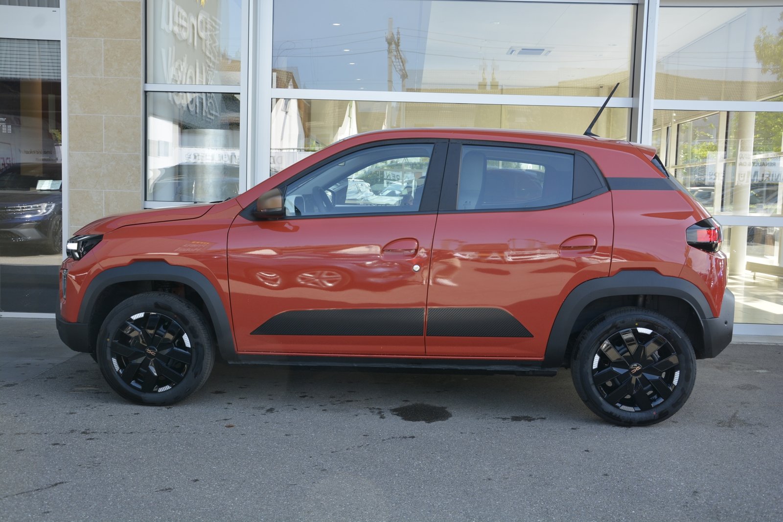 DACIA NEUER SPRING, Électrique, Voiture nouvelle, Automatique - 3