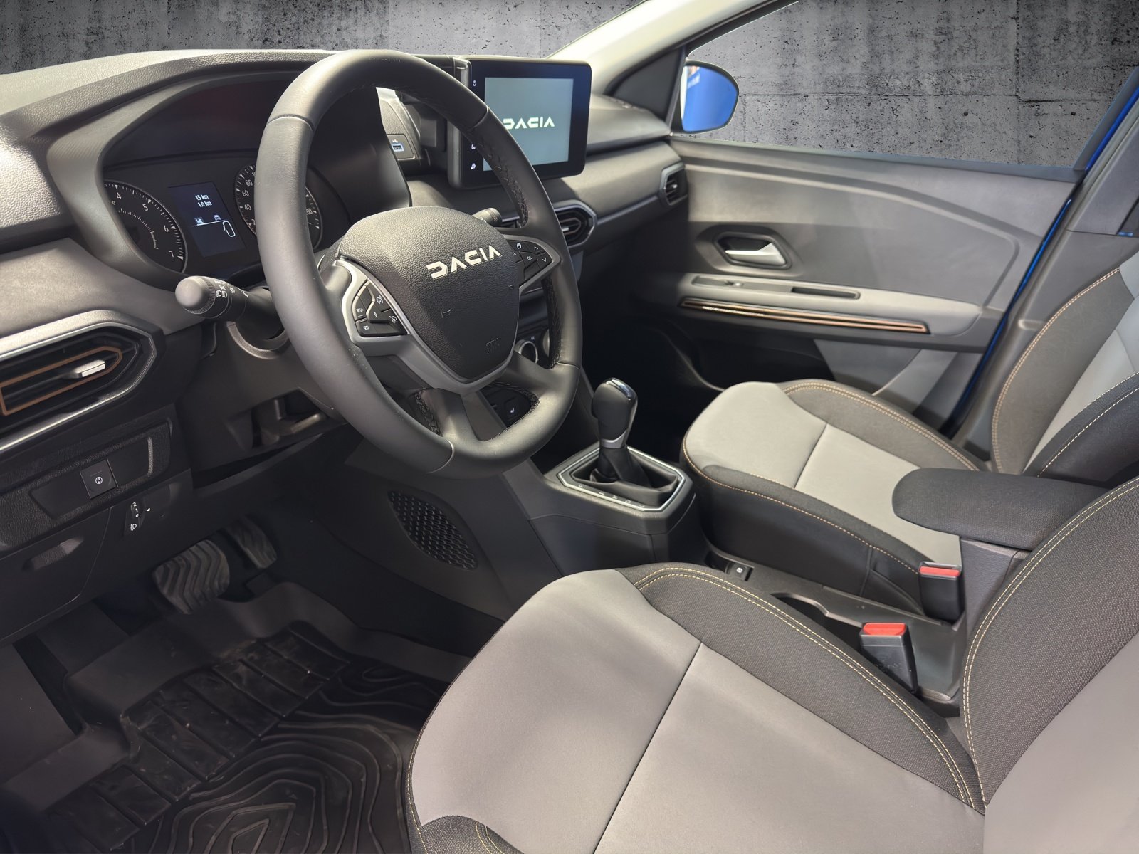 DACIA Sandero Stepway TCe 90 Extreme+ CVT, Essence, Voiture nouvelle, Automatique - 2