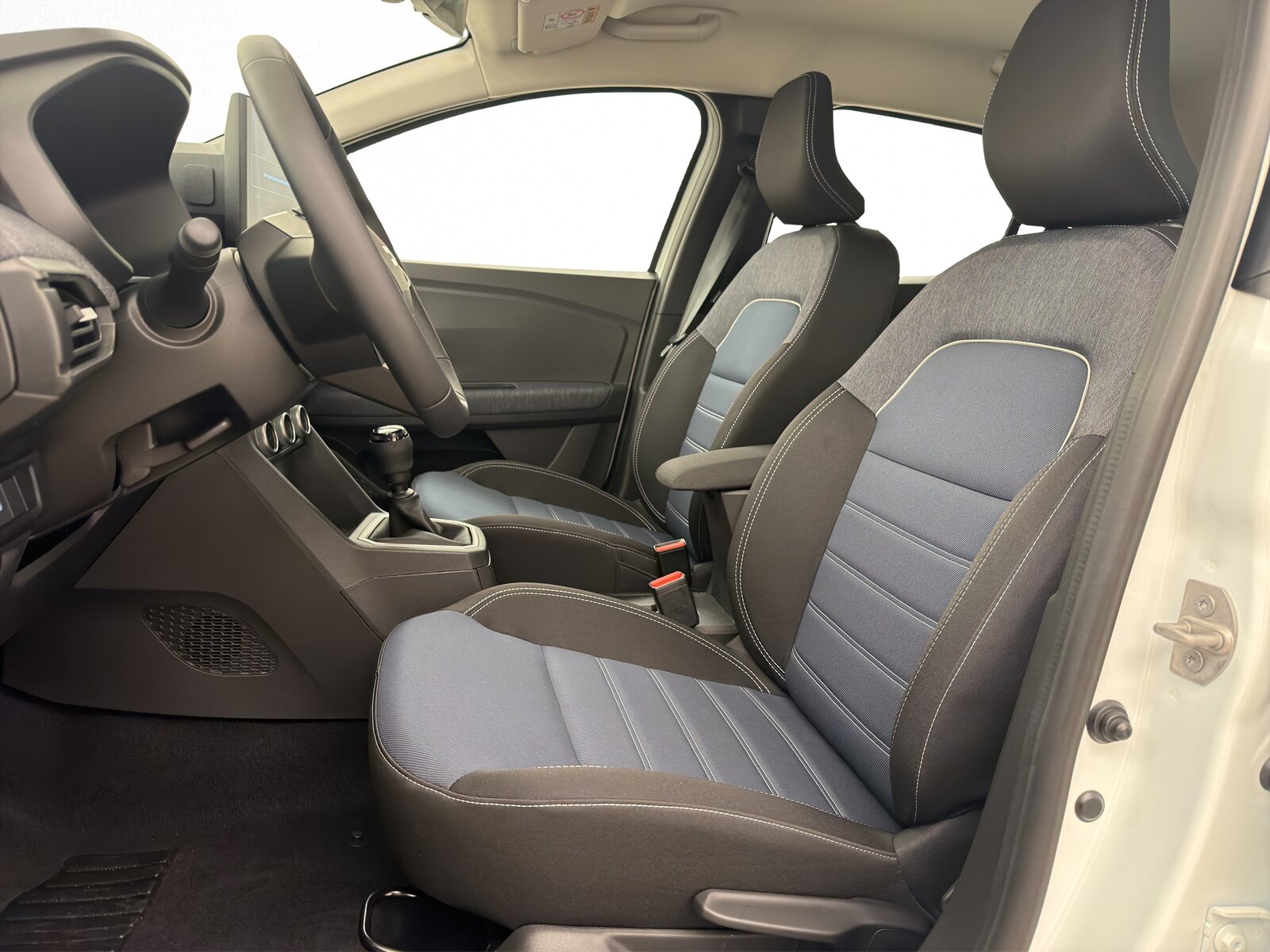 DACIA Sandero 1.0 TCe 100 Journey, Essence, Voiture nouvelle, Manuelle - 7