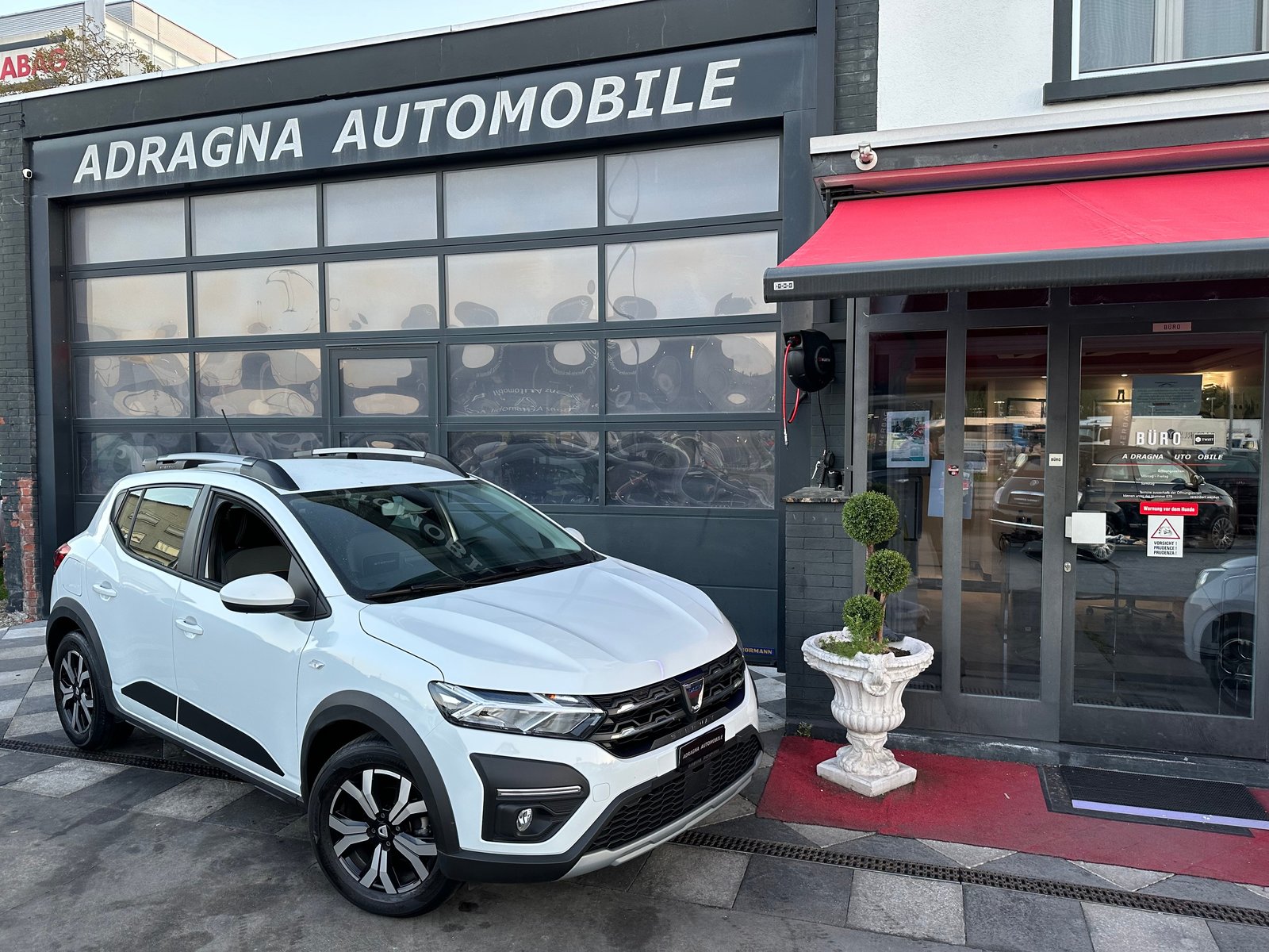 DACIA Sandero Stepway TCe 90 Comfort CVT, Petrol, Second hand / Used, Automatic - 2