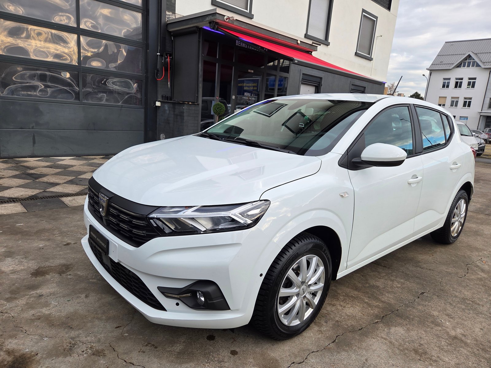 DACIA Sandero TCe 90 Comfort CVT, Petrol, Second hand / Used, Automatic - 4