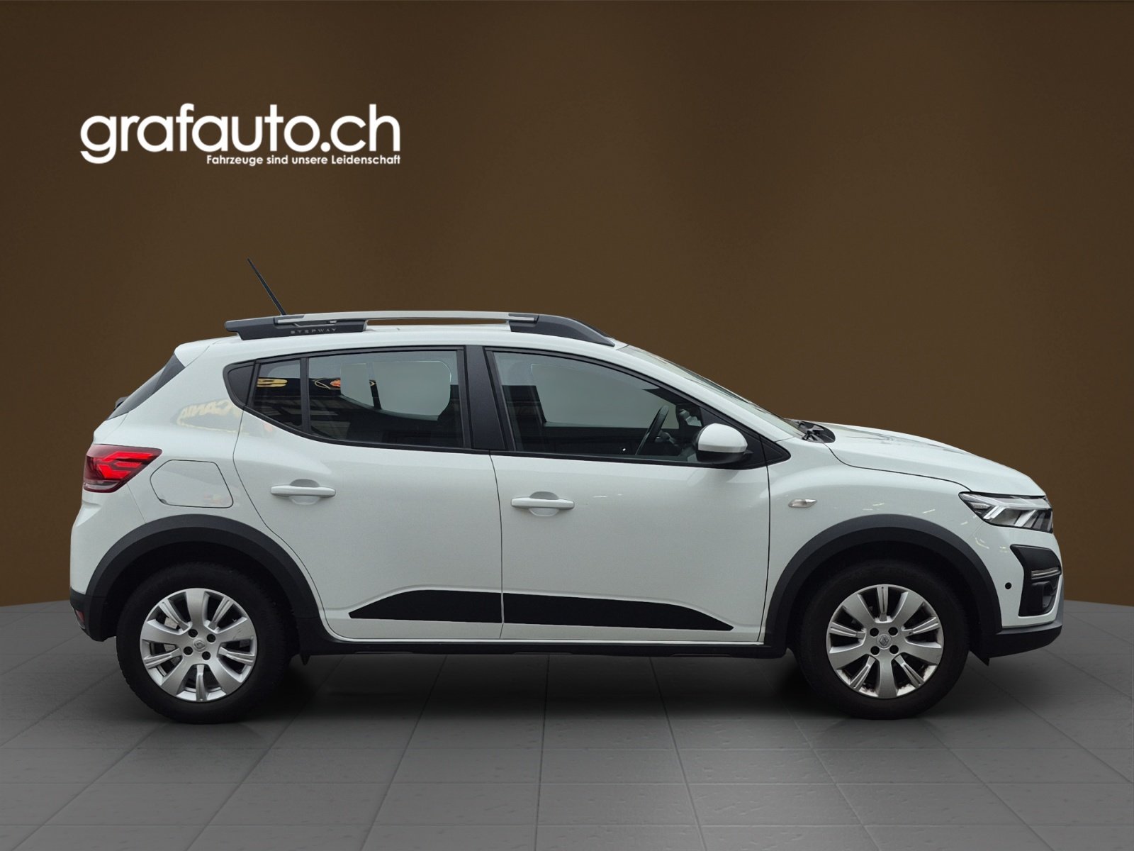 DACIA Sandero 1.0 TCe Stepway Comfor, Petrol, Second hand / Used, Manual - 3