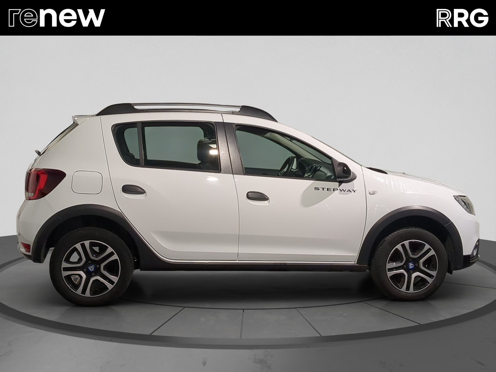 DACIA Sandero Tce 100 Celebration, Benzin, Occasion / Gebraucht, Handschaltung - 2