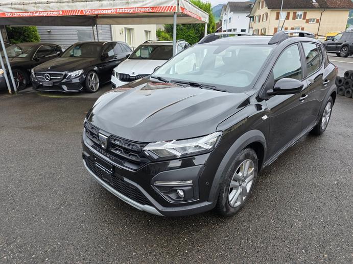 DACIA Sandero Stepway TCe 90 Comfort, Benzin, Occasion / Gebraucht, Handschaltung