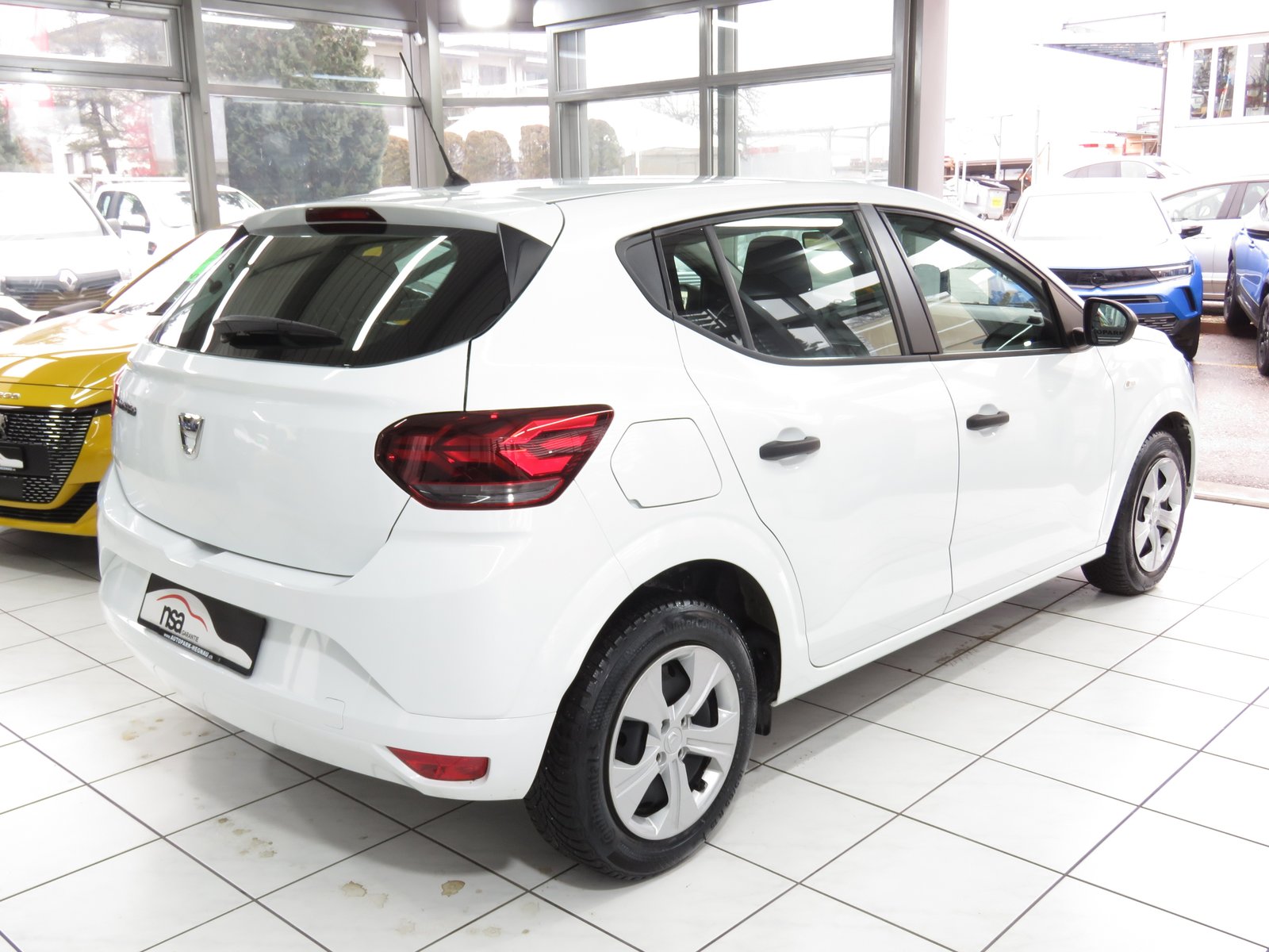 DACIA Sandero SCe 65 Essential, Benzin, Occasion / Gebraucht, Handschaltung - 4