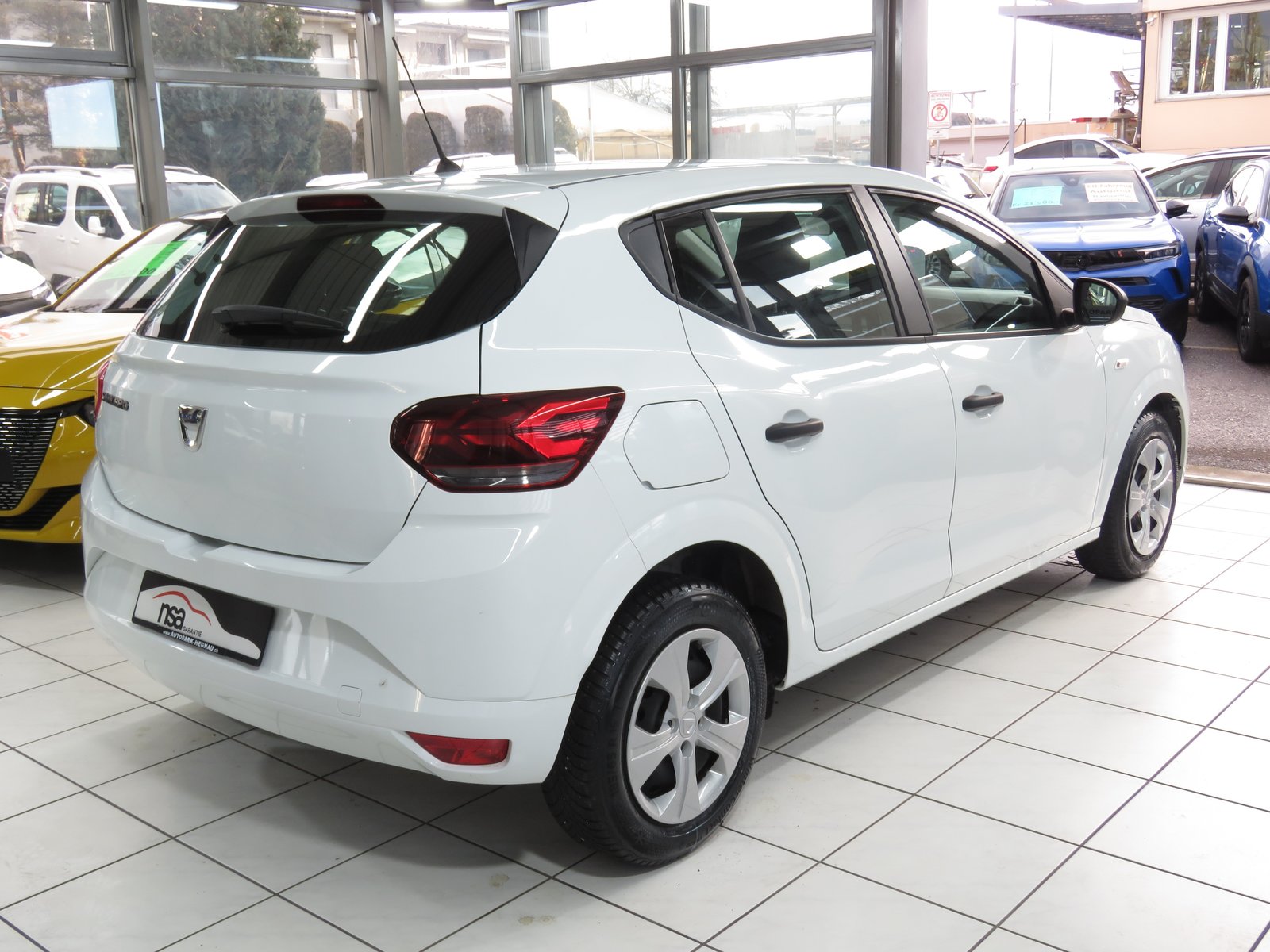 DACIA Sandero SCe 65 Essential, Benzina, Occasioni / Usate, Manuale - 4