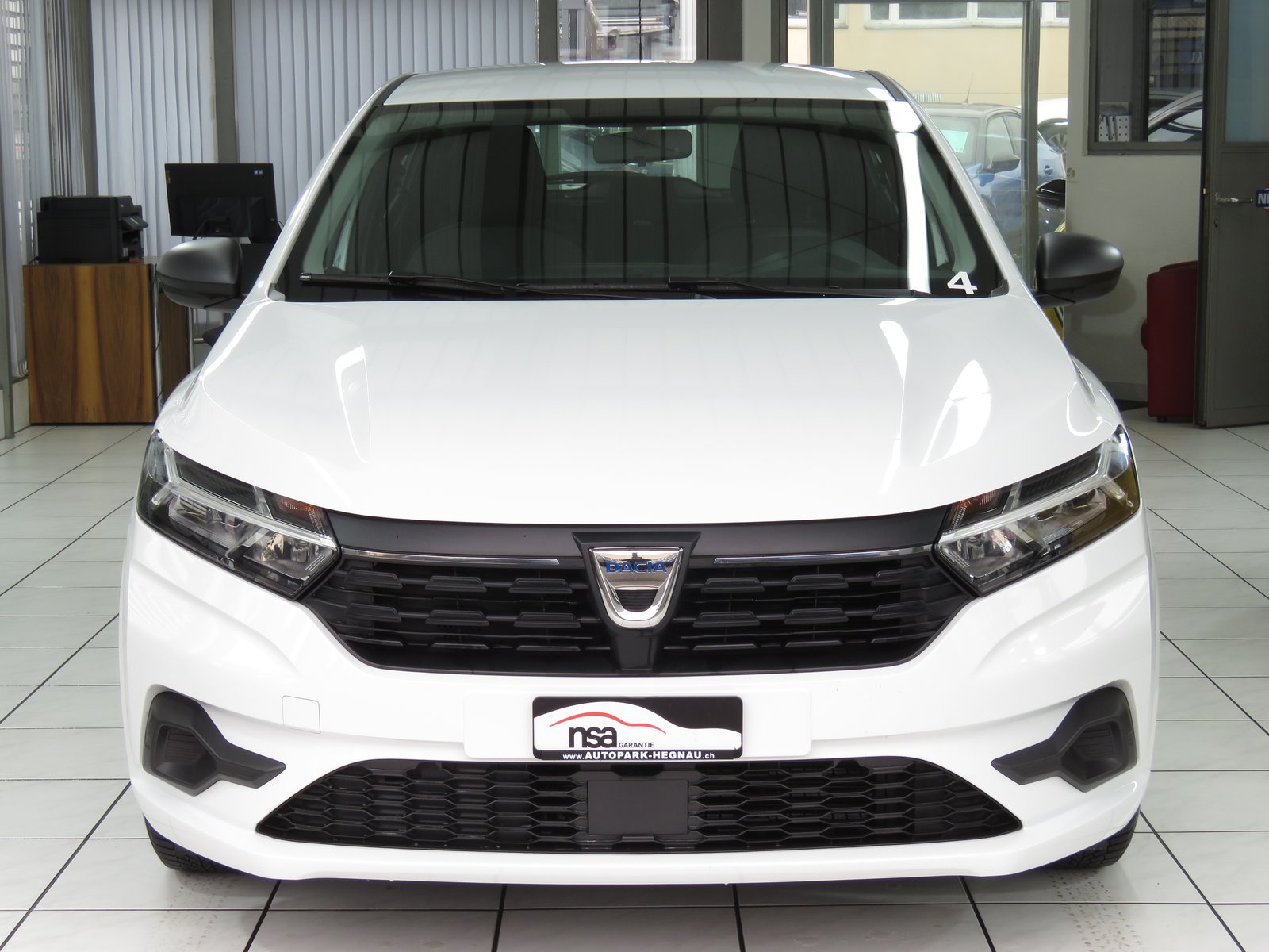 DACIA Sandero SCe 65 Essential, Benzin, Occasion / Gebraucht, Handschaltung - 2