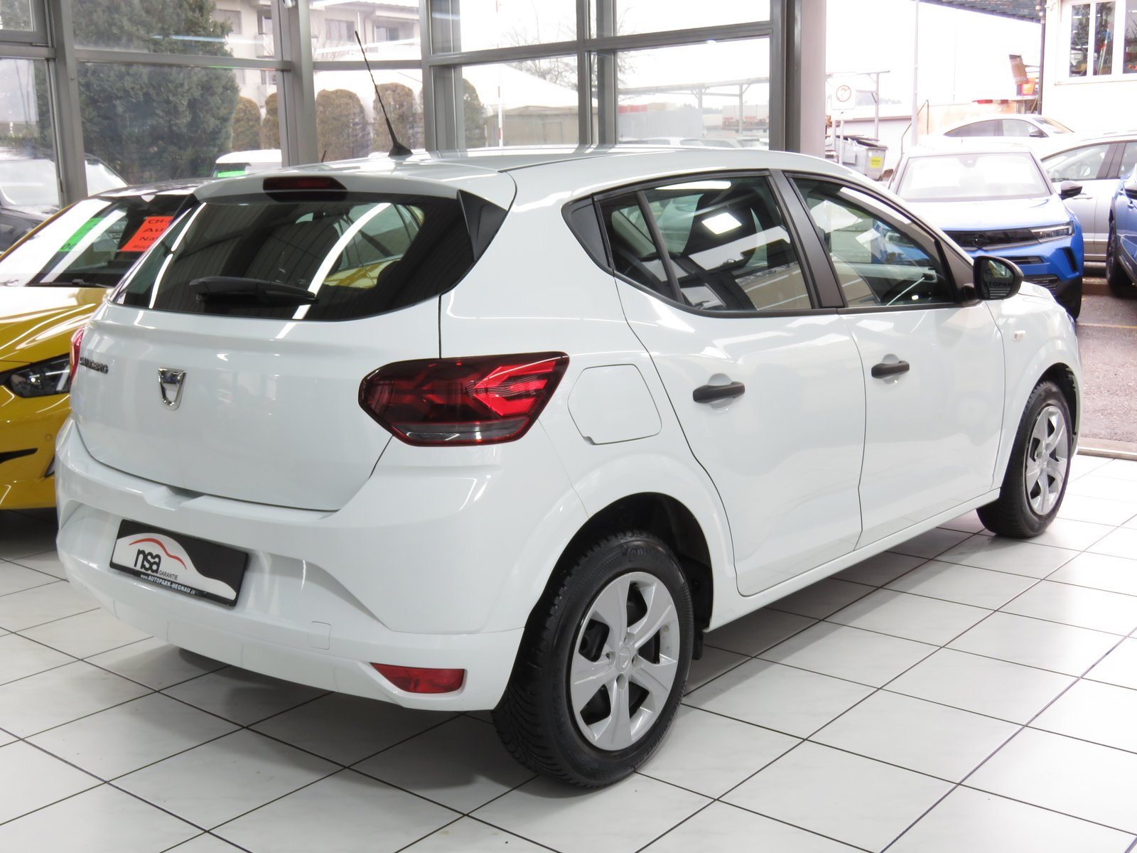 DACIA Sandero SCe 65 Essential, Benzin, Occasion / Gebraucht, Handschaltung - 4