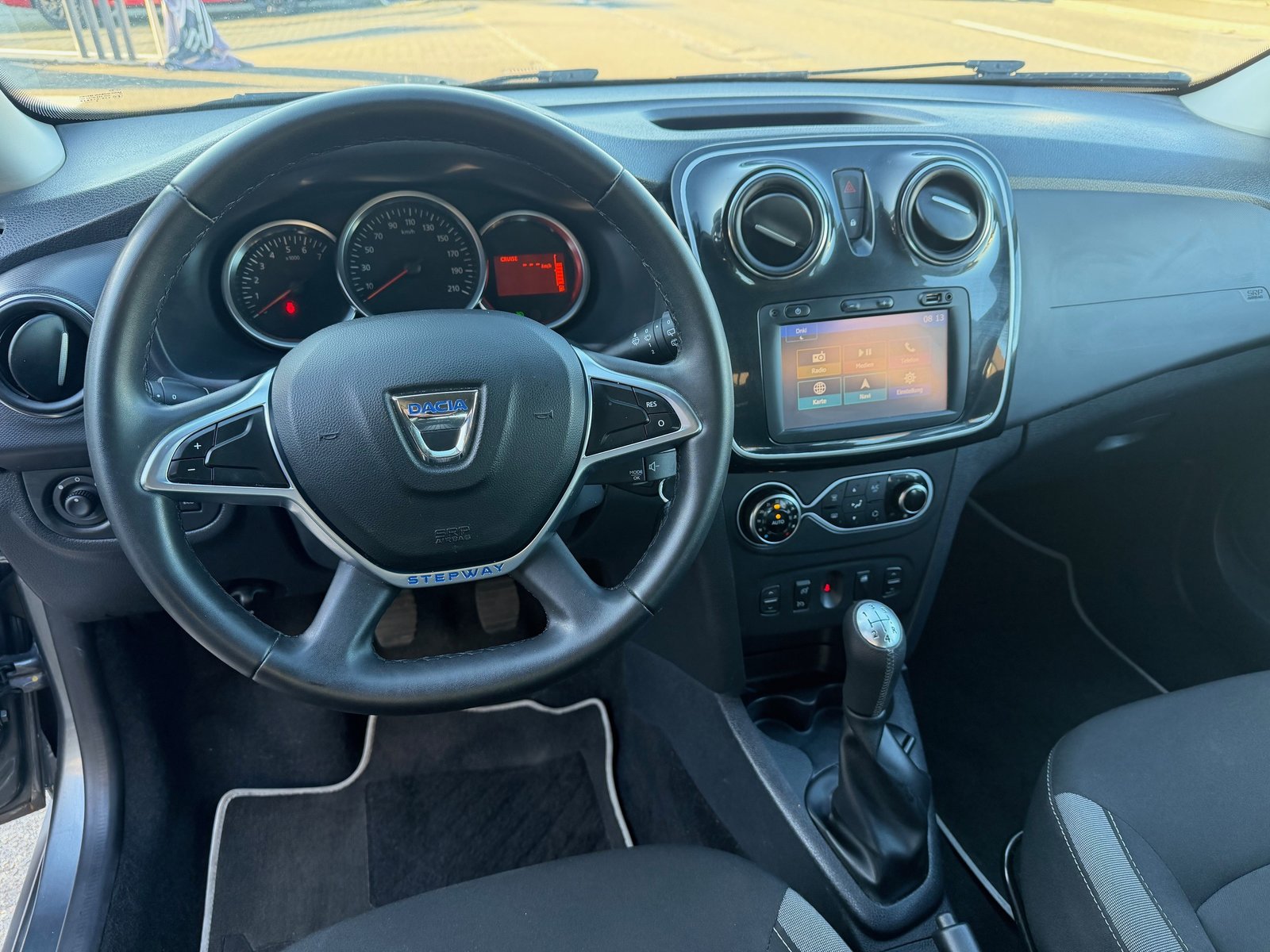DACIA Sandero TCe 90 Stepway Unlimited 2, Benzin, Occasion / Gebraucht, Handschaltung - 7