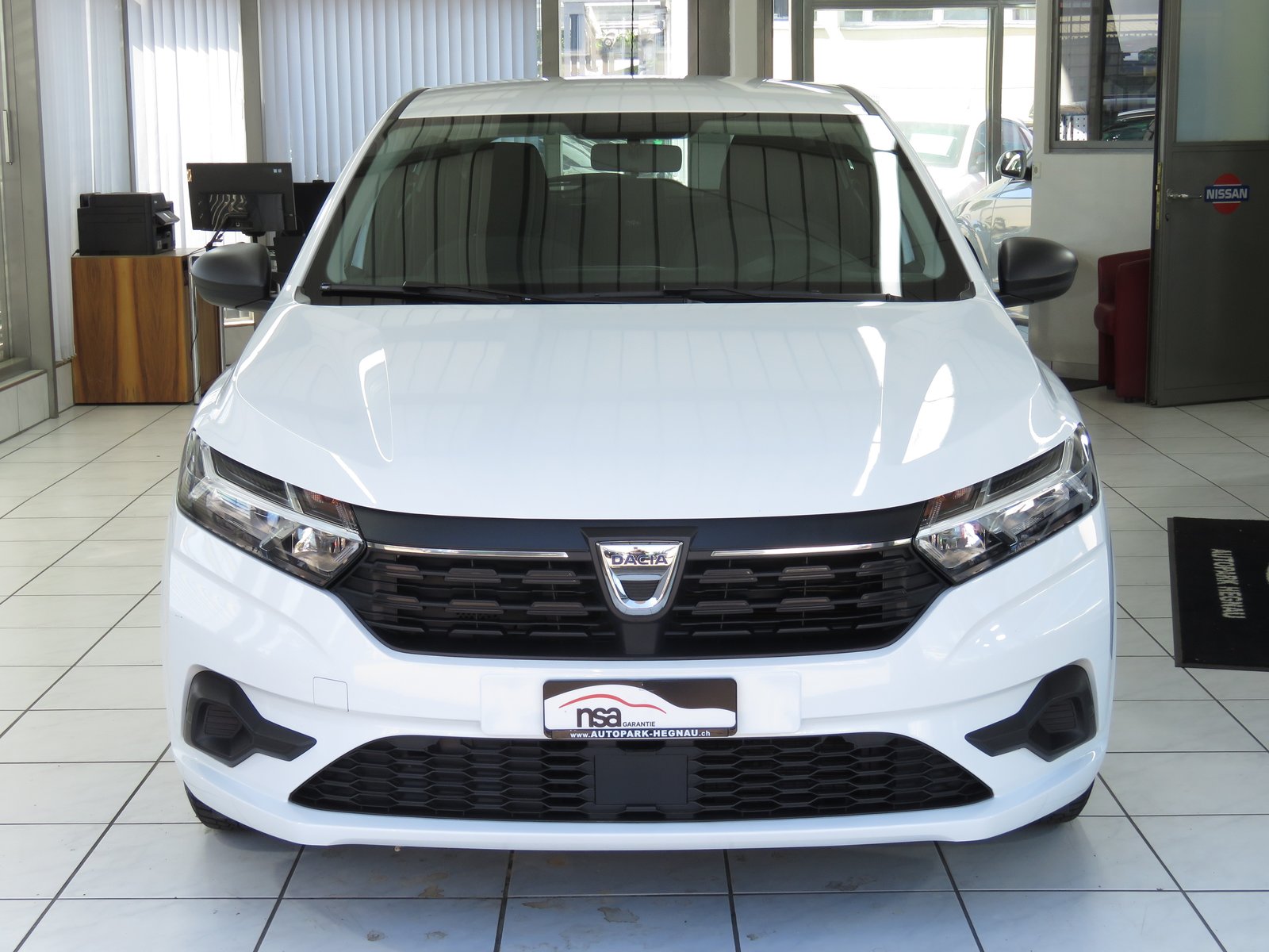 DACIA Sandero SCe 65 Essential, Benzin, Occasion / Gebraucht, Handschaltung - 2