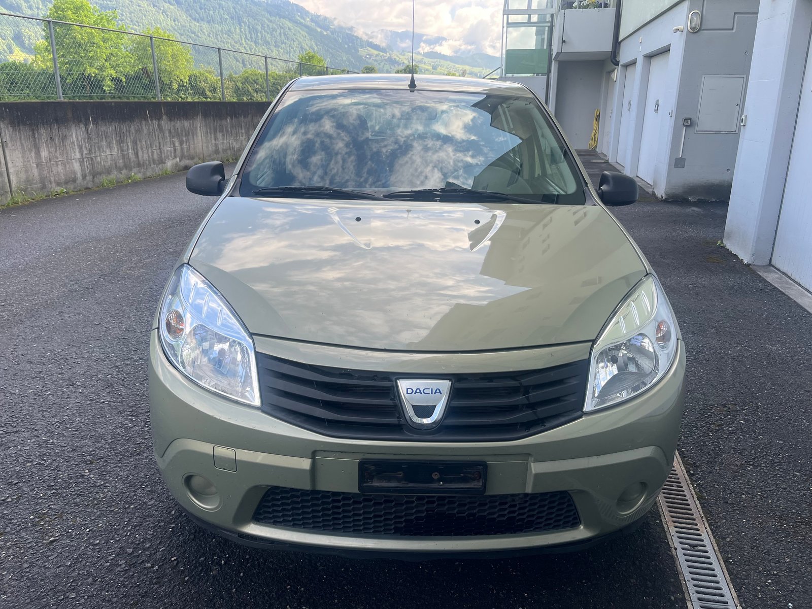 DACIA Sandero 1.2, Benzin, Occasion / Gebraucht, Handschaltung - 2