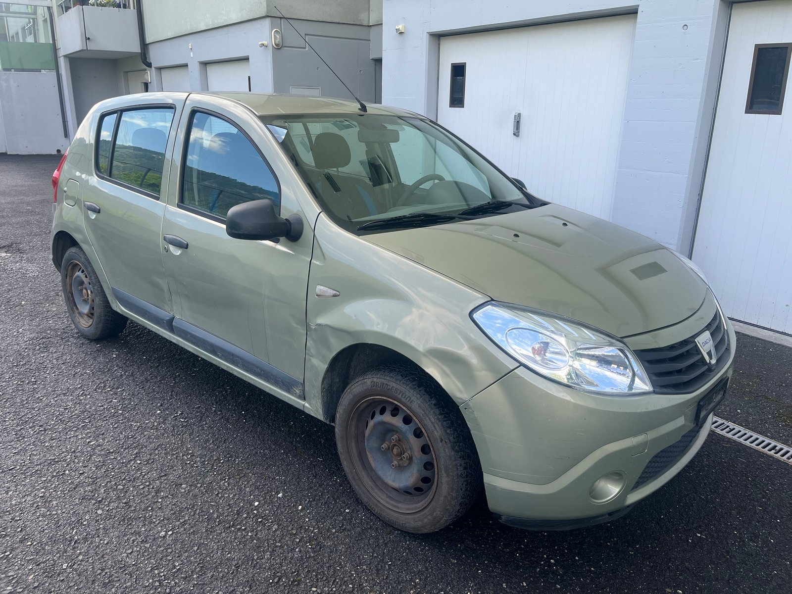 DACIA Sandero 1.2, Benzin, Occasion / Gebraucht, Handschaltung - 3