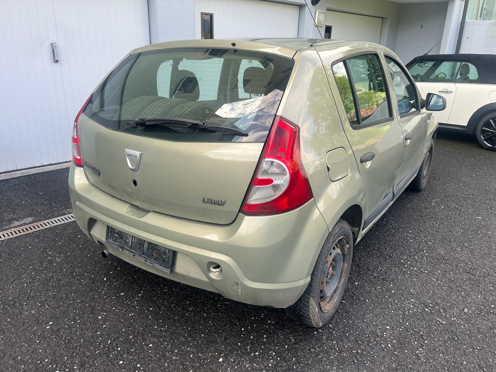 DACIA Sandero 1.2, Benzin, Occasion / Gebraucht, Handschaltung - 4