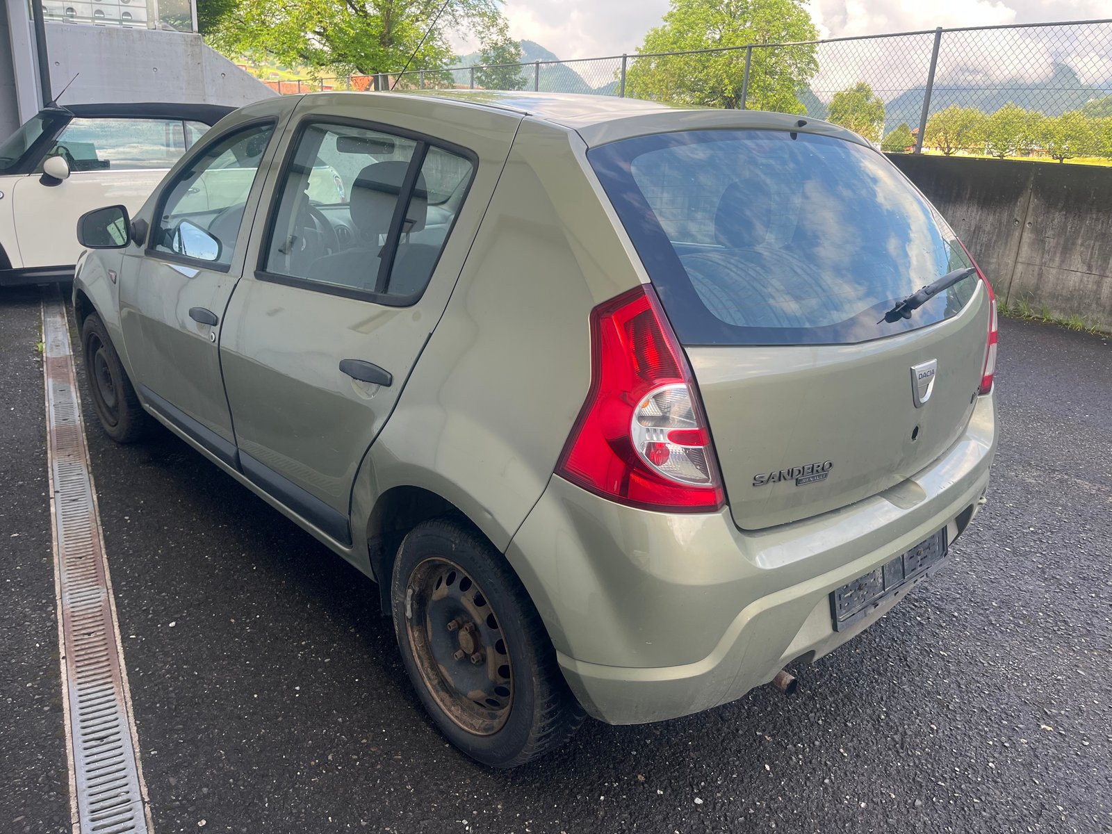 DACIA Sandero 1.2, Benzin, Occasion / Gebraucht, Handschaltung - 6