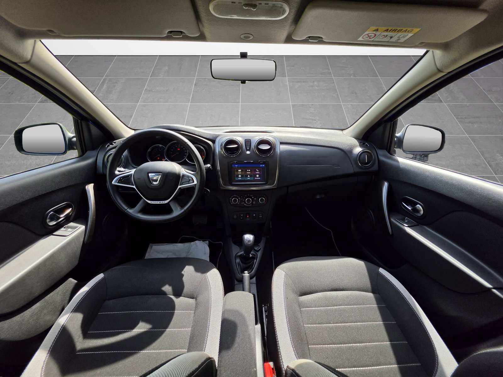 DACIA Sandero Tce 90 Stepway Lauréate Automatic, Benzin, Occasion / Gebraucht, Automatik - 3
