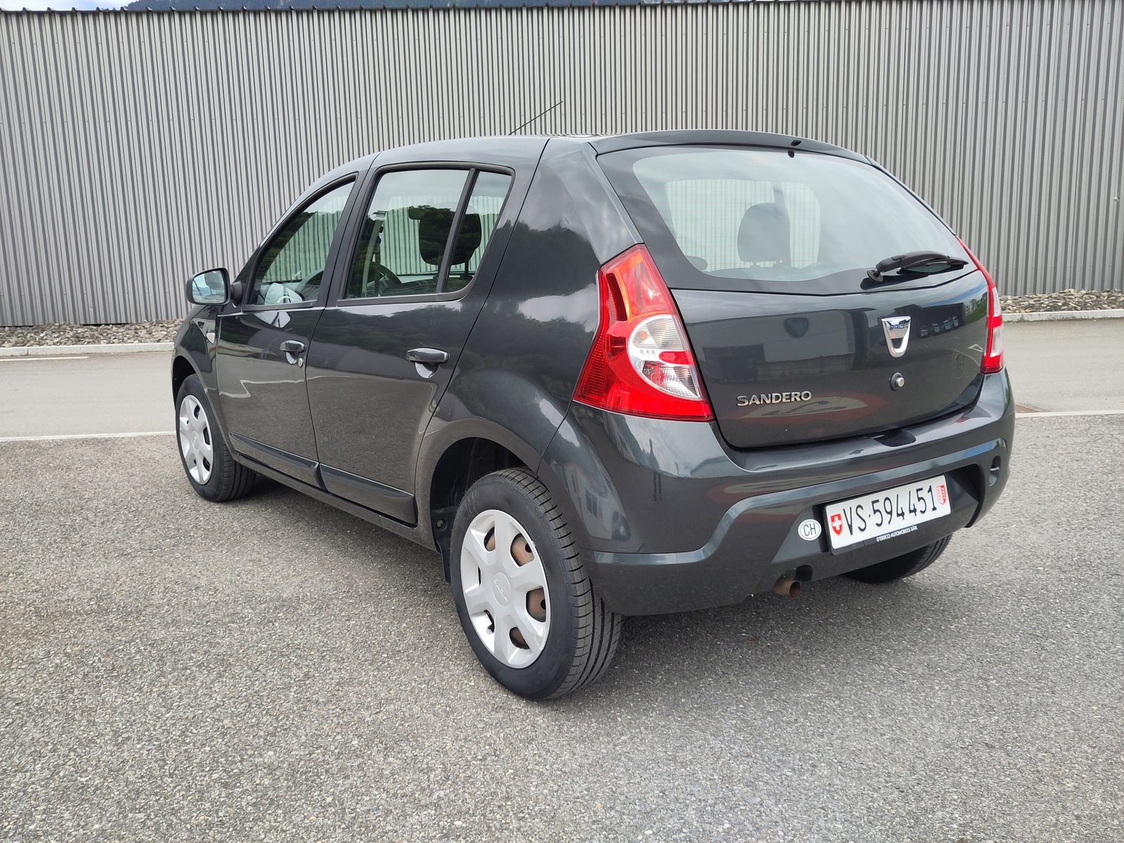 DACIA Sandero 1.6 Lauréate, Essence, Occasion / Utilisé, Manuelle - 3