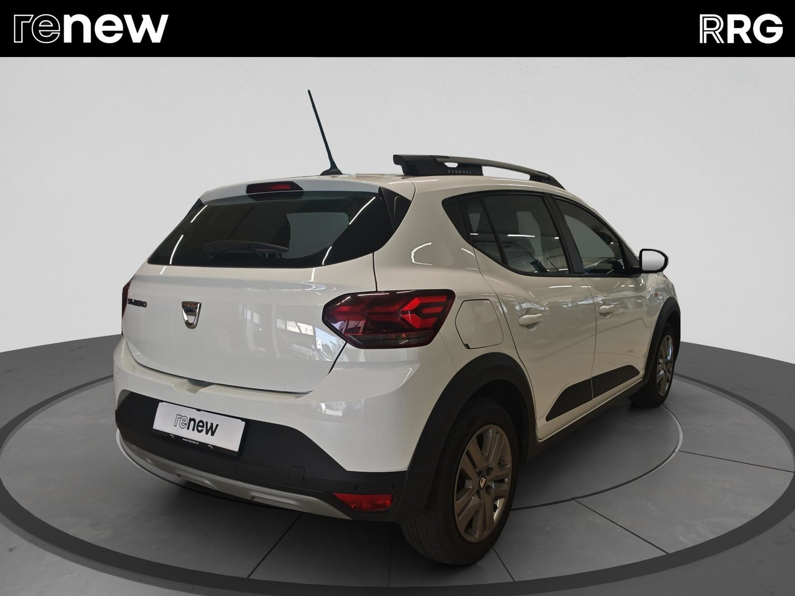 DACIA Sandero Stepway TCe 90 Comfort, Petrol, Second hand / Used, Manual - 3
